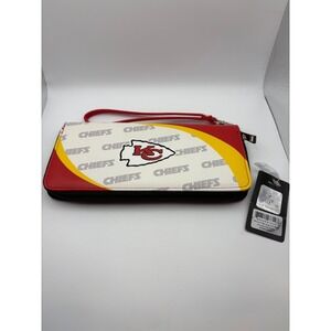 NFL Kansas City Chiefs Curve Zip Organizer Wallet Wristlet Red White 300902-CHIE